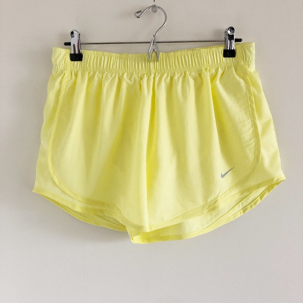 Nike Tempo 3" Running Shorts L Yellow High Rise